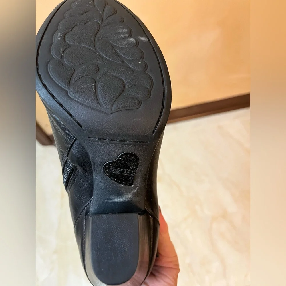 Børn genuine leather heeled moto ankle boots, women’s size 8.5 - Picture 13 of 15